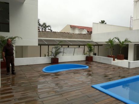 Vendo Espectacular Departamento En Condominio, Ubicado En La Mejor Zona Sur A Pocos Metros De La Av. Irala