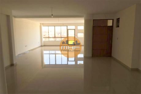 : Estrene Penthouse Próximo Avenida Salamanca