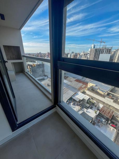 ALQUILER APARTAMENTO 1 DORMITORIO en TRES CRUCES - CON PARRILLERO PROPIO