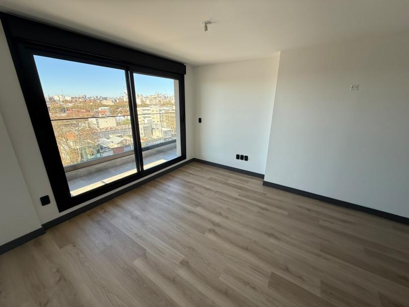 Alquiler apartamento 1 dormitorio en piso alto. Cordón. · Photo 5