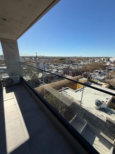 Alquiler apartamento 1 dormitorio en piso alto. Cordón.