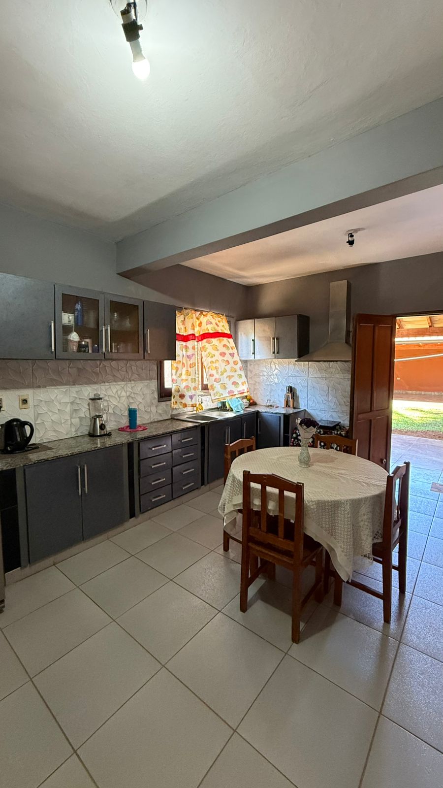 CASA EN VENTA EN LAMBARÈ BARRIO SAN ANTONIO — foto 2