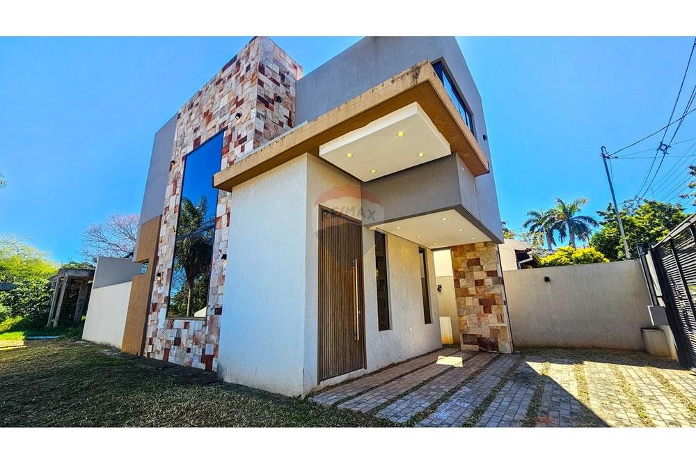 Duplex Moderno en San Vicente, Asuncion. — Foto 3