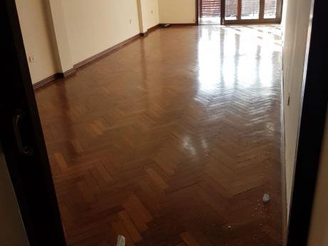 Exclusivo Y Fino Departamento En Las Mercedes!