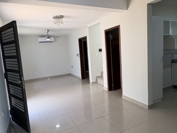 ALQUILO DUPLEX EN FERNANDO DE LA MORA - ZONA NORTE — foto 2