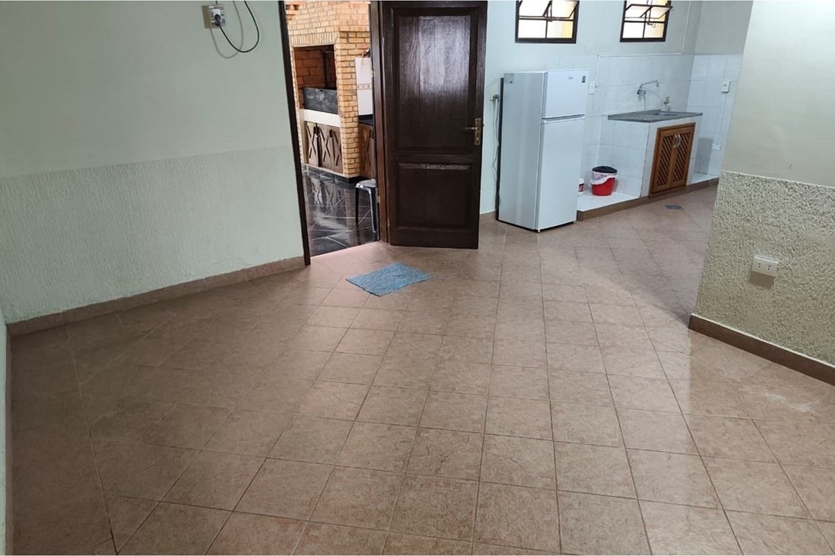 Alquilo casa en Fernando de la Mora — foto 2