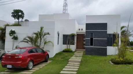 Condominio Jardines Dle Urubo 2
