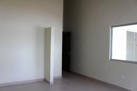 Casa Chalet En Venta
