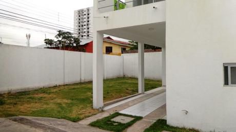 Hermosa Casa En Esquina De 2 Plantas En El 3er Anillo Zona Universidad Udabol