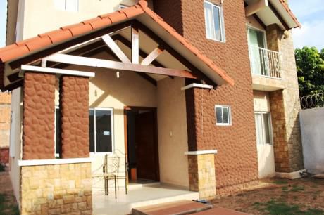 Casa En Zona Norte ….. Grande Como Su Familia