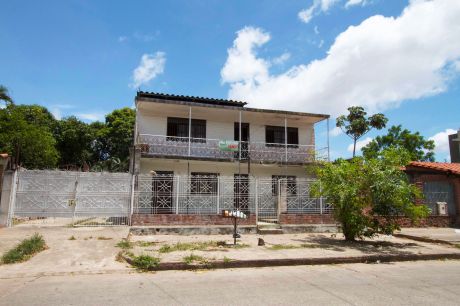 Terreno Sobre Av. Francisco Mora