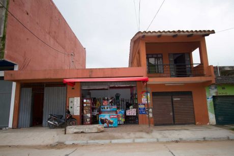 Casa Para Negocio Y Vivienda