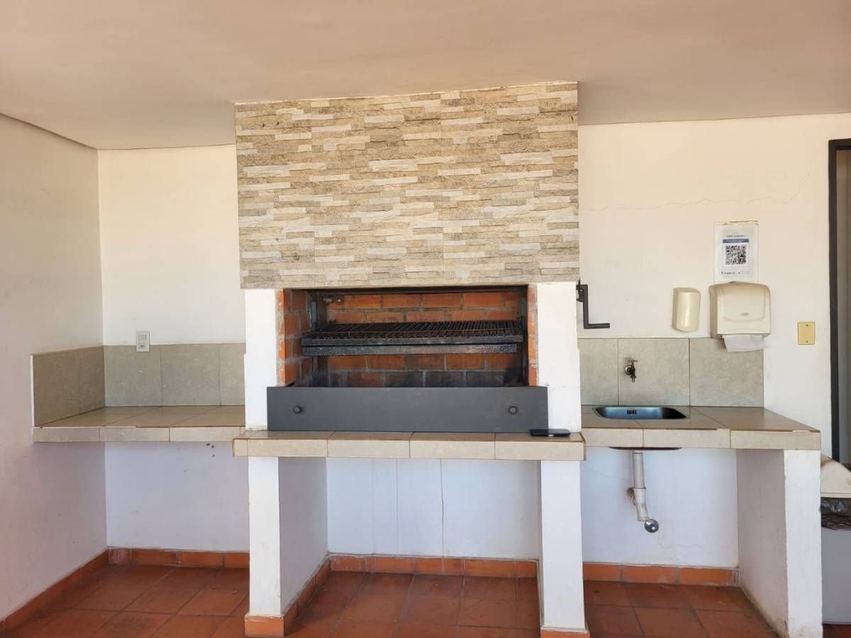 ALQUILO DEPARTAMENTO AMOBLADO EN LA MEJOR ZONA DE ASUNCION — foto 2