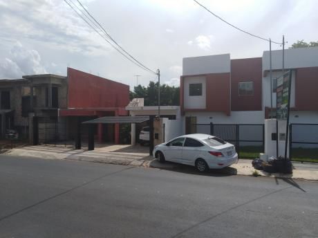Duplex En El Centro De Luque