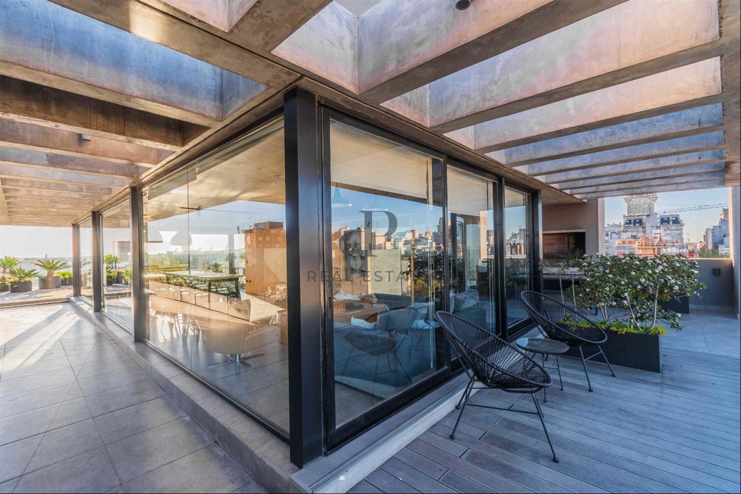Apartamento en alquiler 2 dormitorios en Centro con terraza · Foto 7