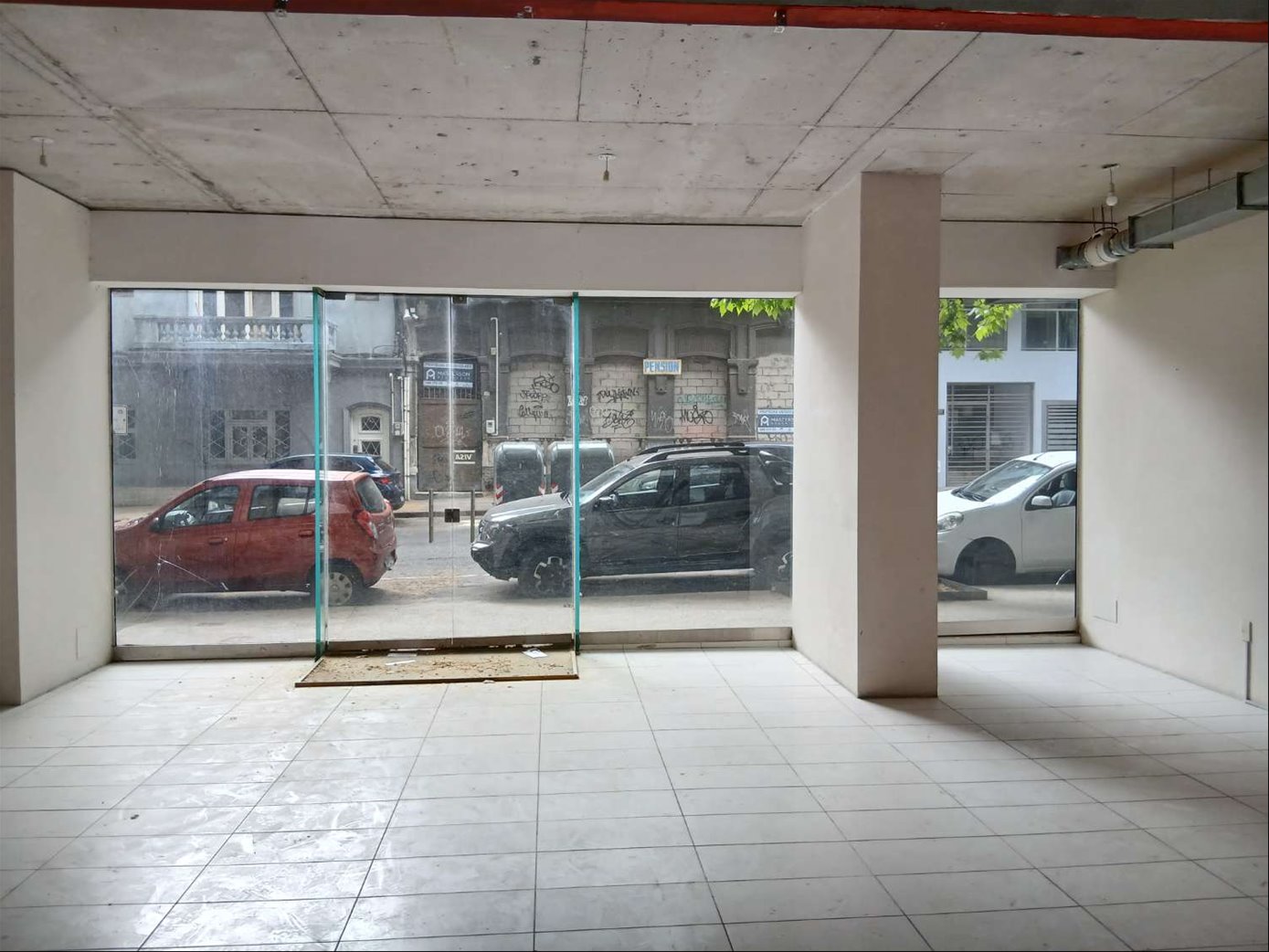 Alquiler de Local Comercial en Centro · Photo 1