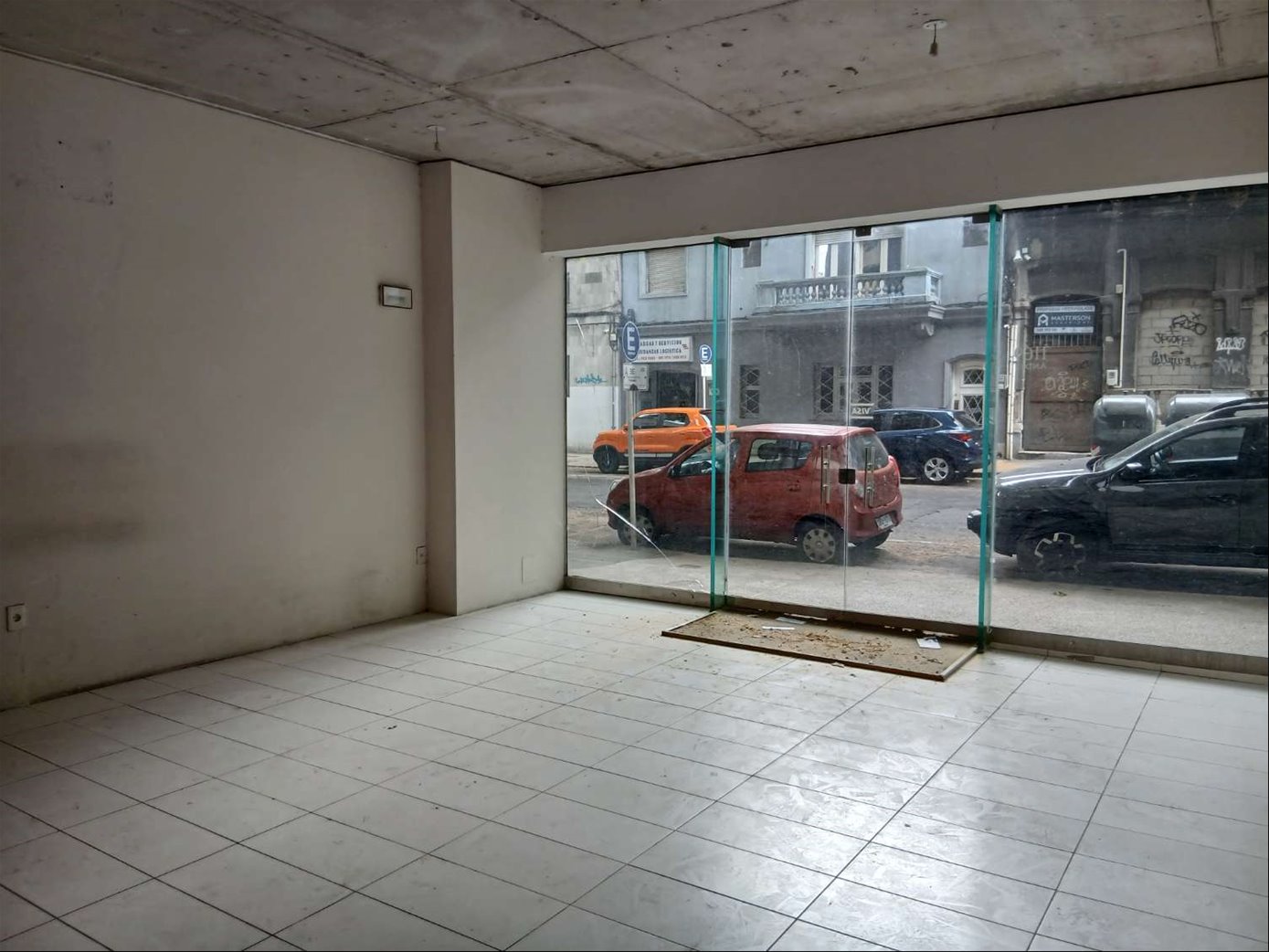 Alquiler de Local Comercial en Centro · Photo 3