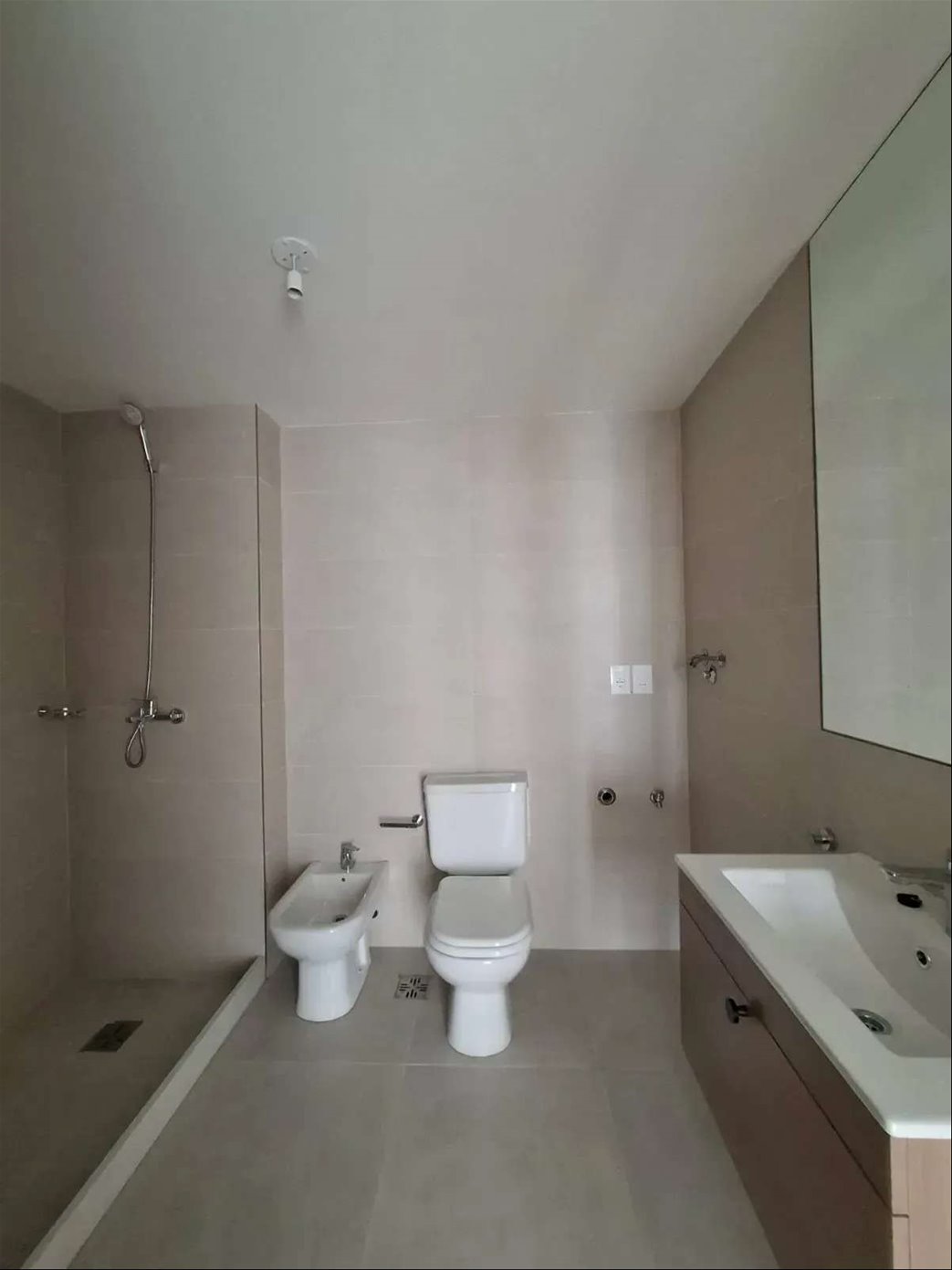Alquiler de apartamento de 2 dormitorios en Cordón con amenities y vigilancia · Foto 8