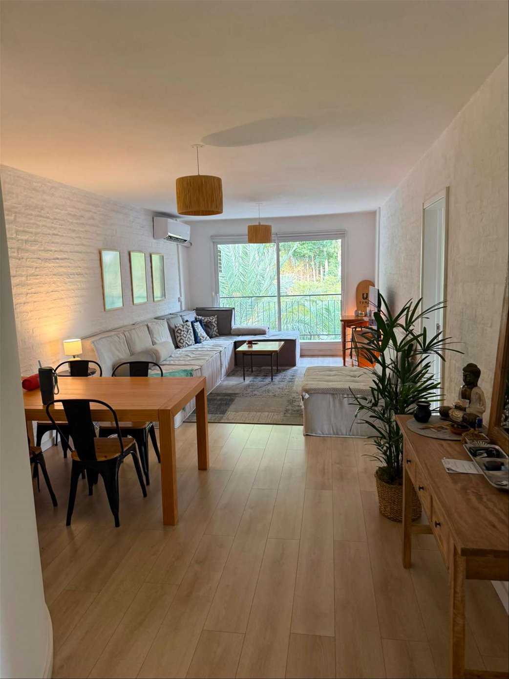 Apartamento en alquiler de 2 dormitorios, 2 baños parrillero y garaje