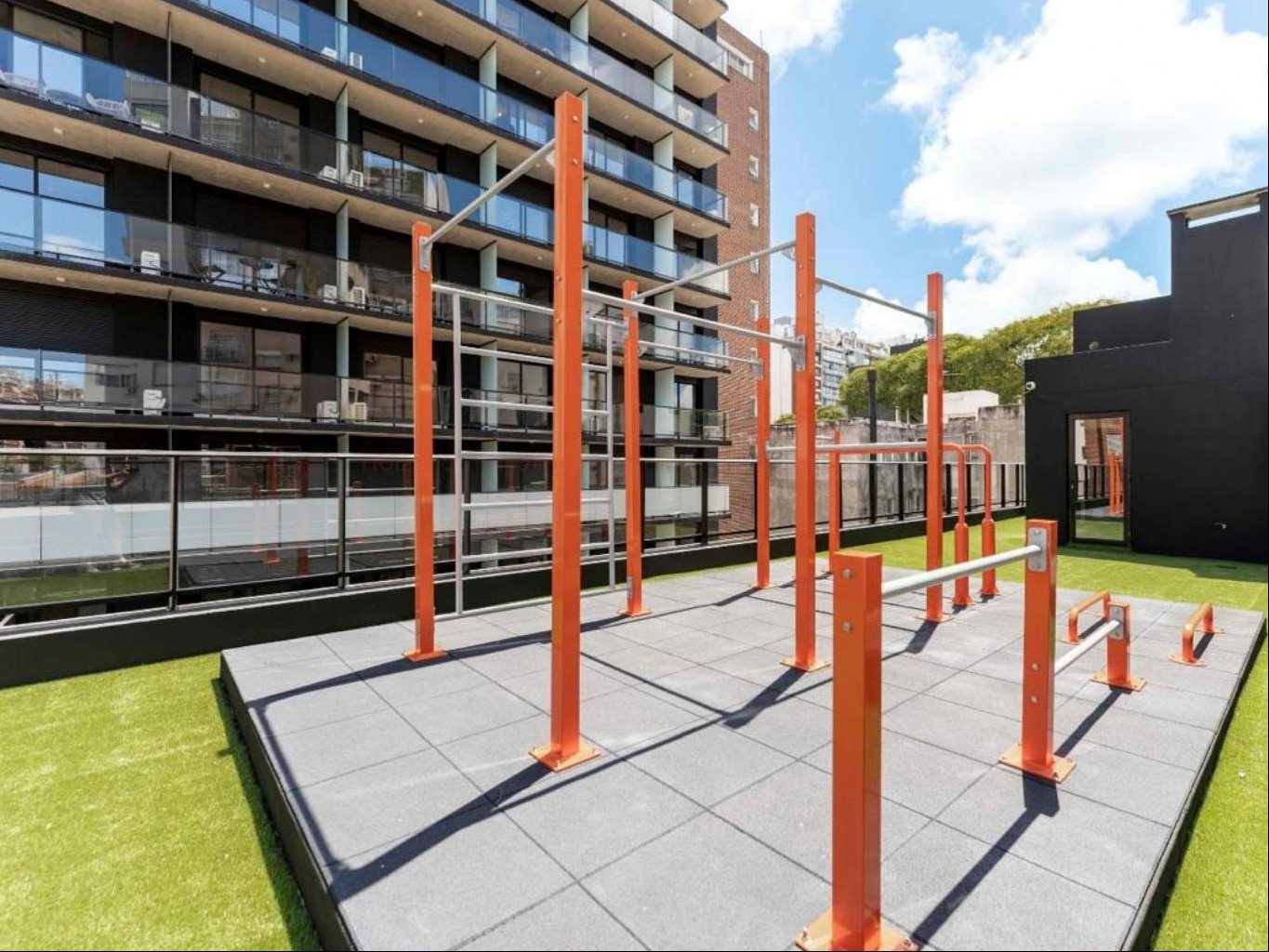 Apartamento de 2 dormitorios con garaje en alquiler Pocitos · Foto 10