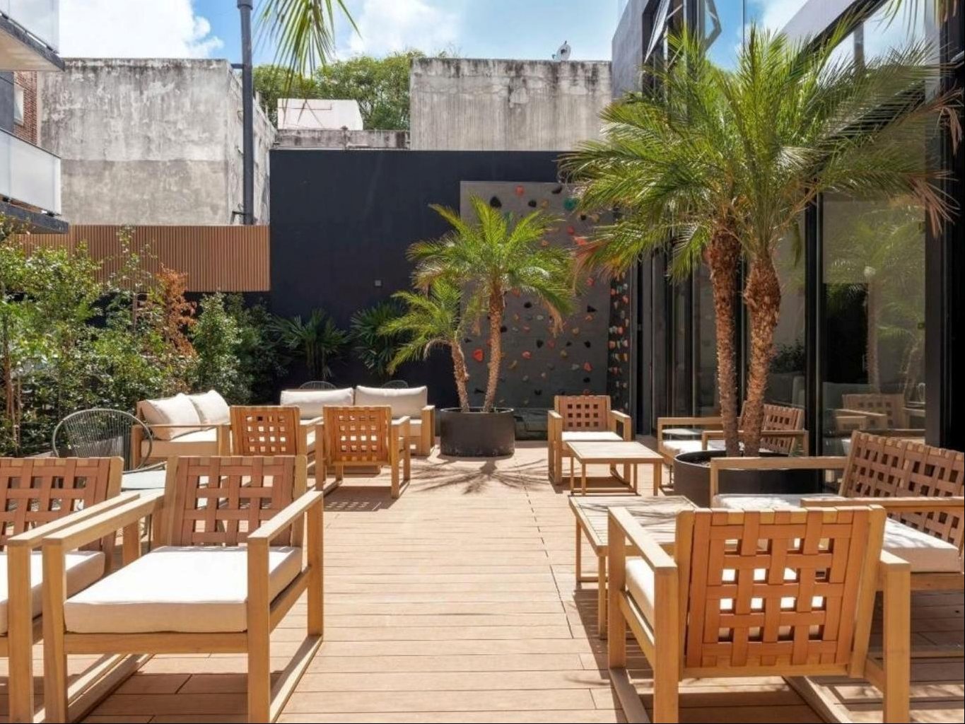 Apartamento de 2 dormitorios con garaje en alquiler Pocitos · Foto 9