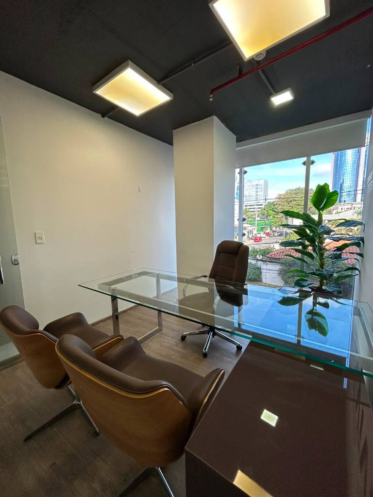 ALQUILO OFICINA CORPORATIVA EN EDIFICIO ATRIUM — foto 3