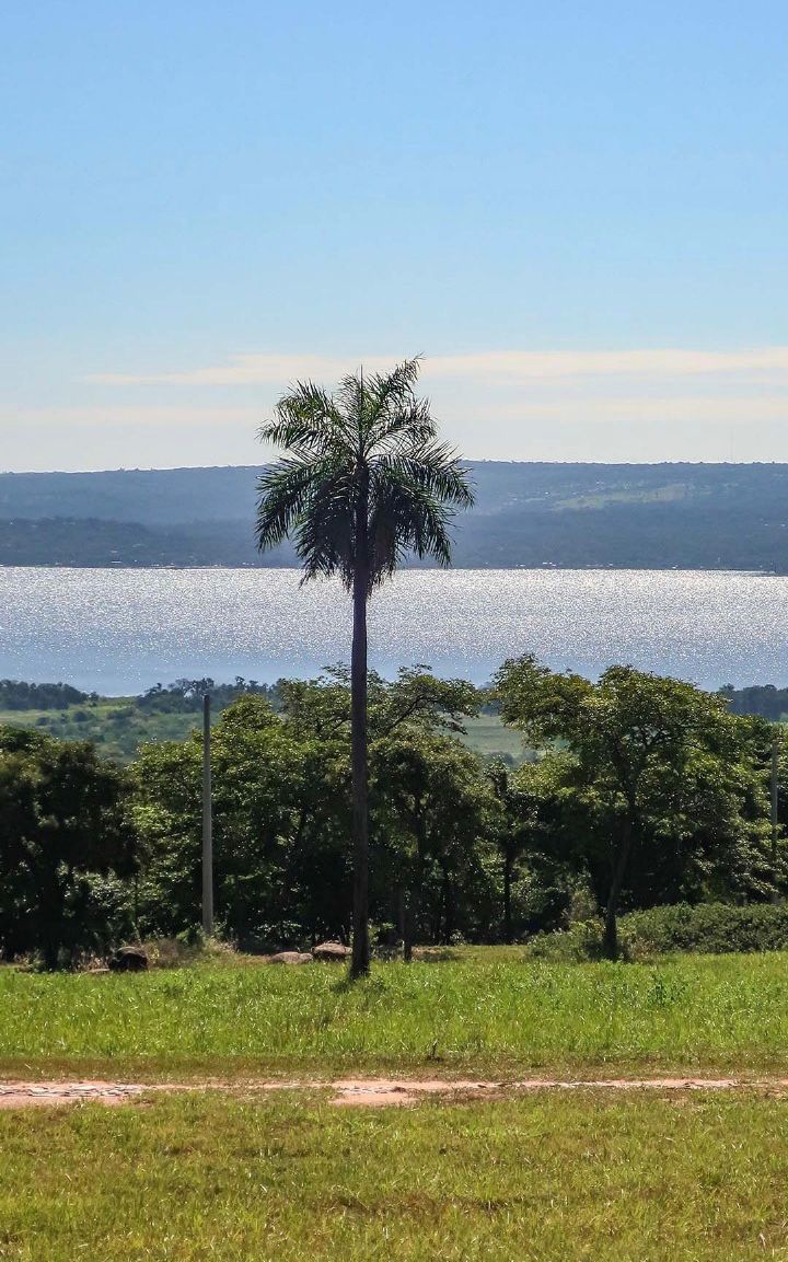 VENDO TERRENO CON VISTA AL LAGO EN BARRIO CERRADO – PARQUE ALTO DE YPACARAÍ — foto 3