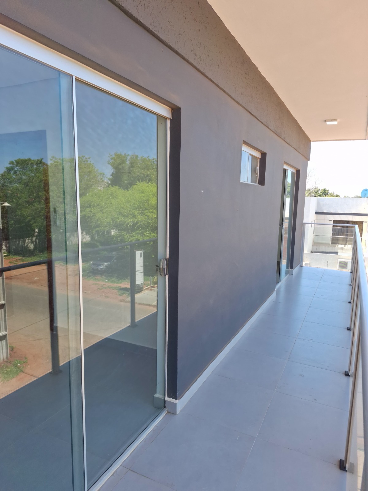 Se alquila hermoso departamento de 3 dormitorios zona Shopping Pinedo — foto 2