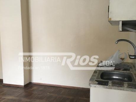 Lindo Apartamento, Un Dormitorio