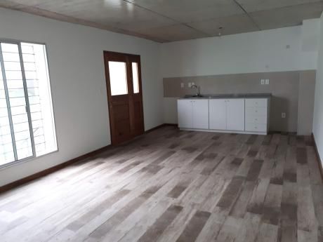 Prox Millan Y San Martin A Estrenar, Calle Tranquila