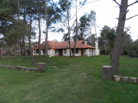 Chalet En Venta En Punta Colorada.