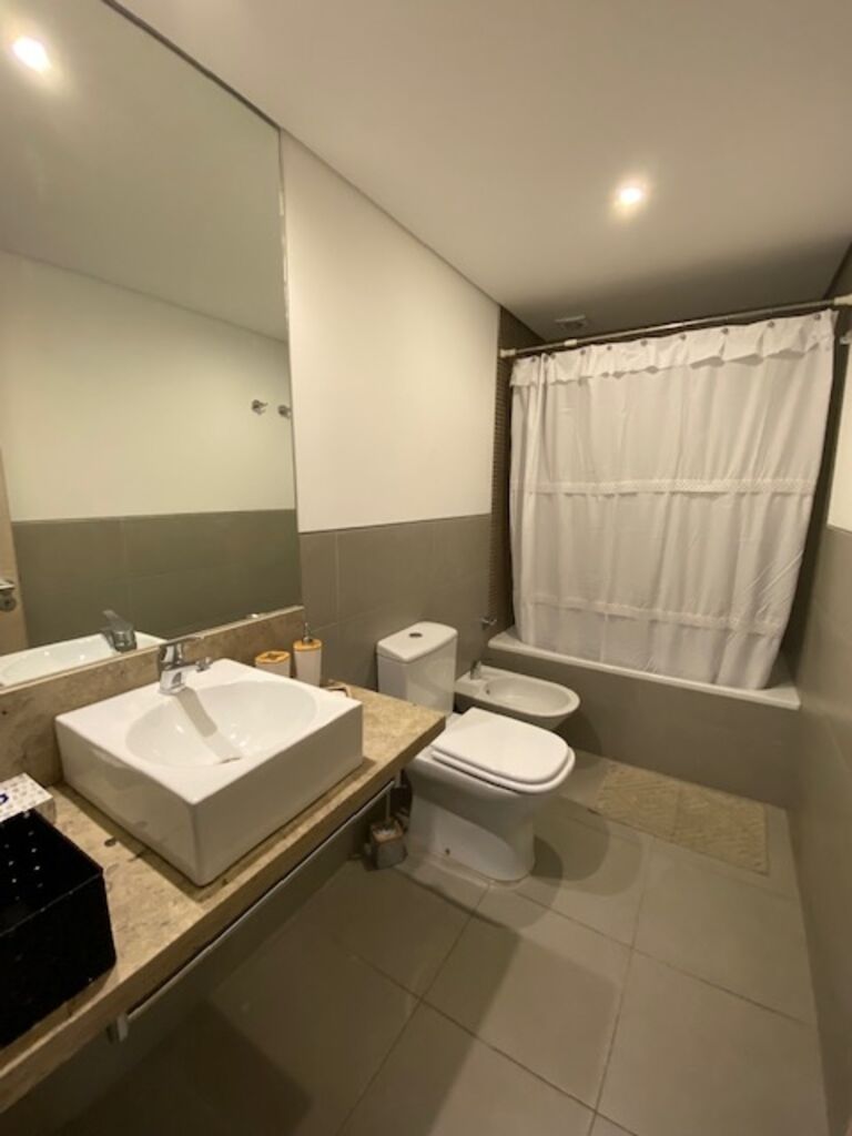 Alquiler amoblado de 2 dormitorios con garaje – Villa Biarritz · Foto 8