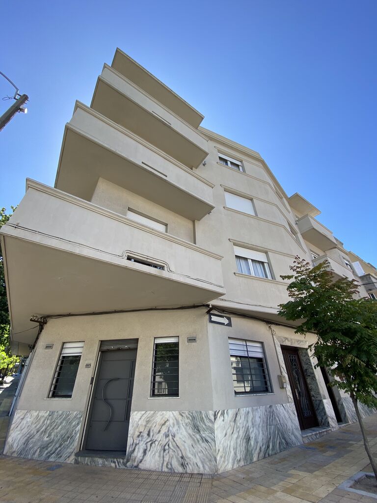 APARTAMENTO 2 DORMITORIOS EN PALERMO. HERMOSO EDIFICIO