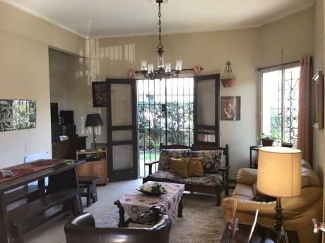 En Venta. Apartamento Con Jardin, 2 Dorm.1 Baño