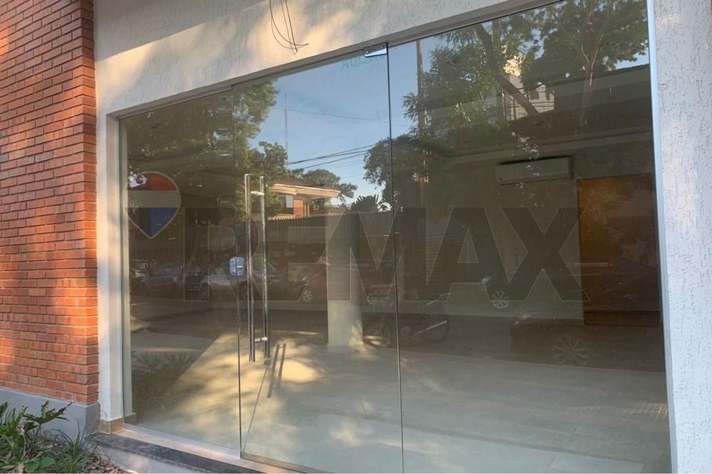 Local Comercial - Alquiler - San Cristóbal, Asunción, Paraguay — foto 2