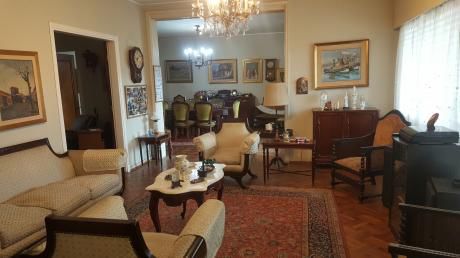 Excepcional Casa De Altos Sobre Avenida Juan Carlos Blanco De Categoría