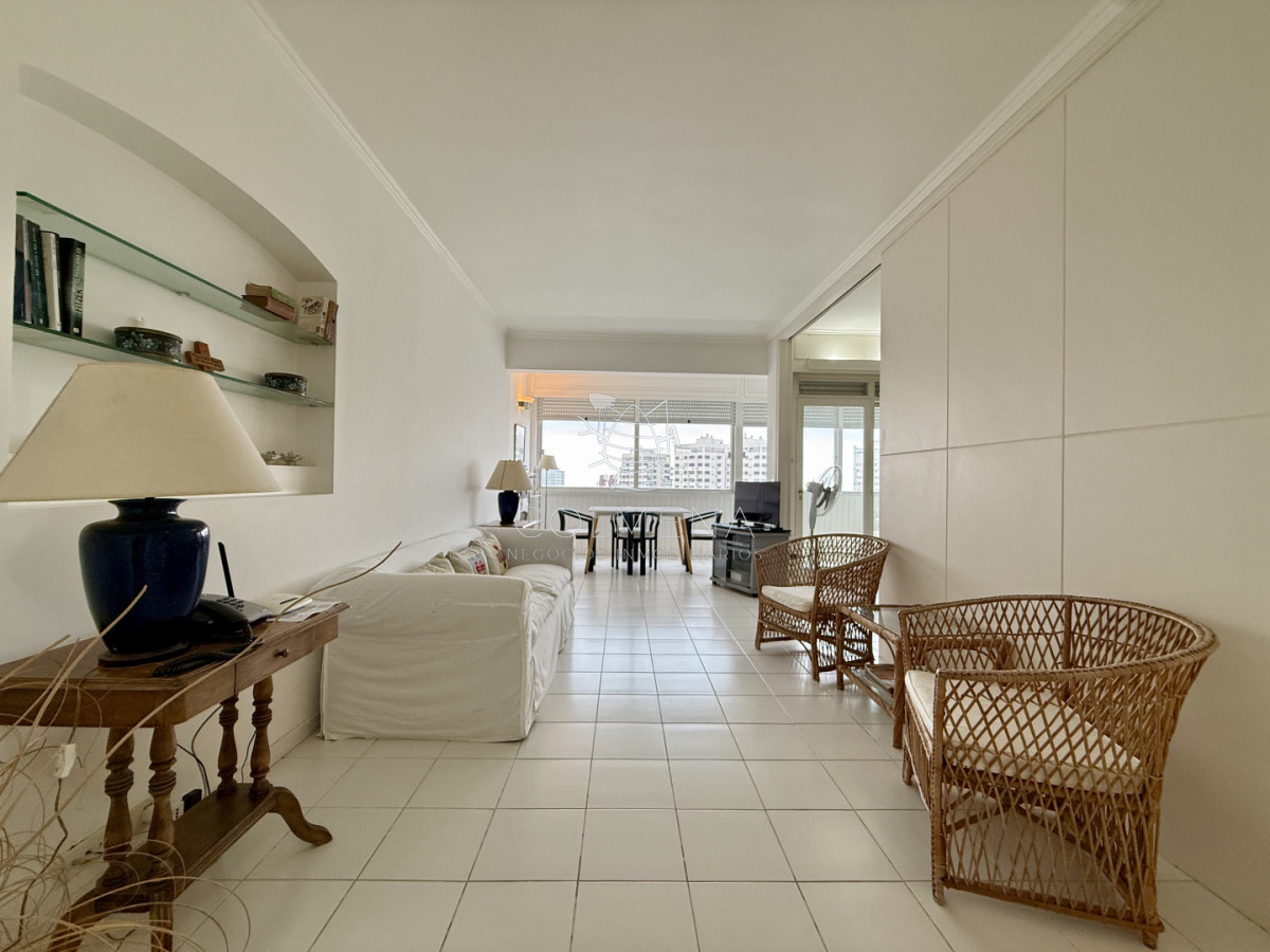 Apartamento en Punta del Este, Mansa
