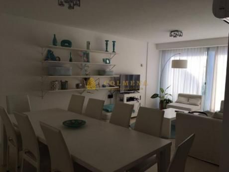 Apartamentos En Playa Mansa