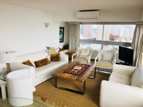 Apartamentos En Península: Col640a