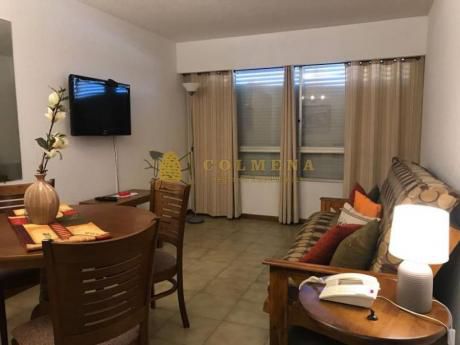 Apartamentos En Península: Col690a