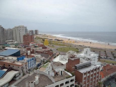 Apartamentos En Península: Col696a