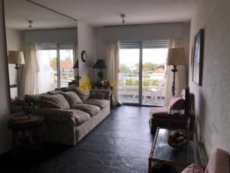 Apartamentos En Península: Col860a