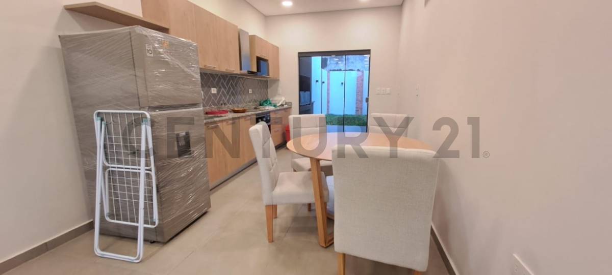 ALQUILO HERMOSO DUPLEX A EXTRENAR EN LAMBARE — foto 2