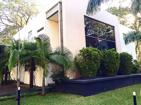 En Exclusivo Barrio Cerrado 3 Dormitorios En Suite