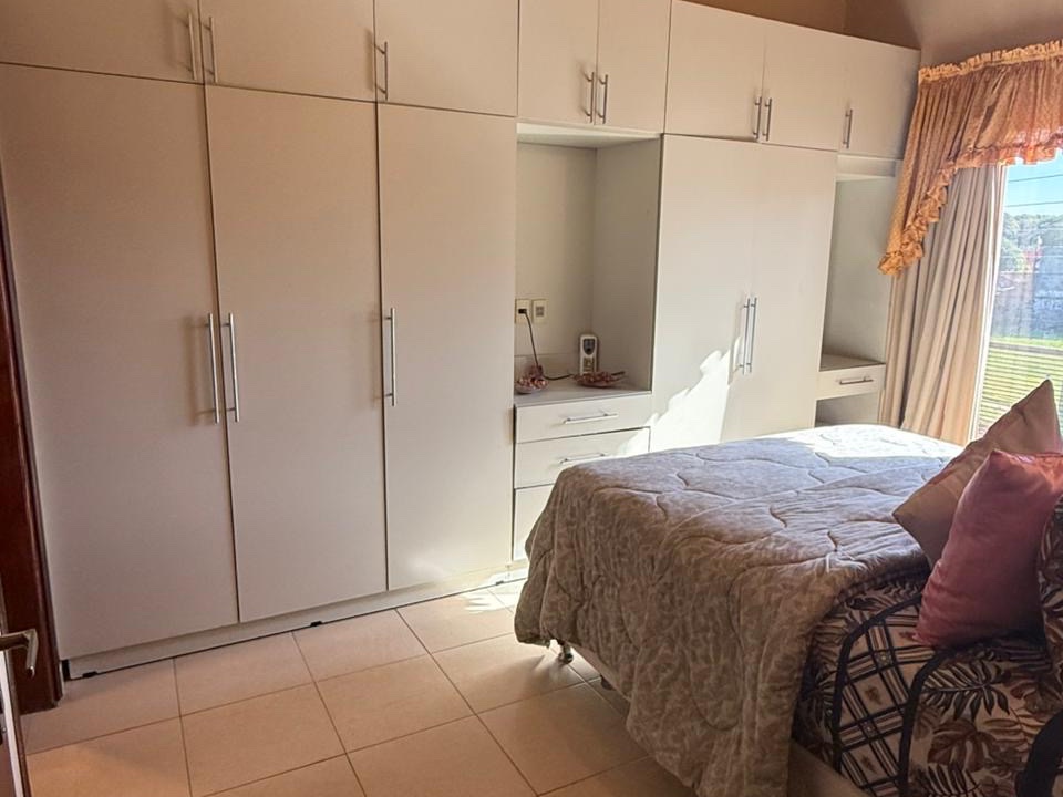 ALQUILO DUPLEX DE 4 HAB ZONA CONMEBOL - LUQUE — foto 3