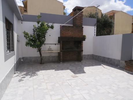 1906 Excelente Casa En Avda. Dos Dormitorios
