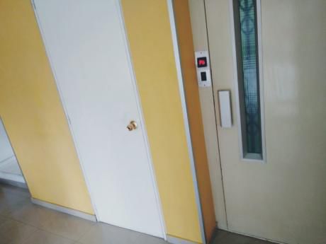 Excelente Apartamento En Cordón Sur, Sobre La Calle Brandzen