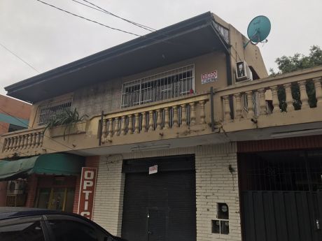 Propiedad Ideal Para Emprendimiento Comercial