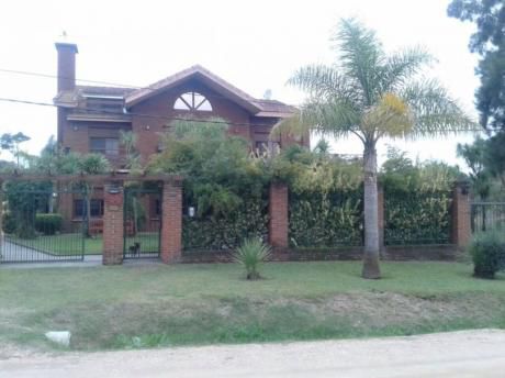 Se Vende Hermosa Casa En Medanos