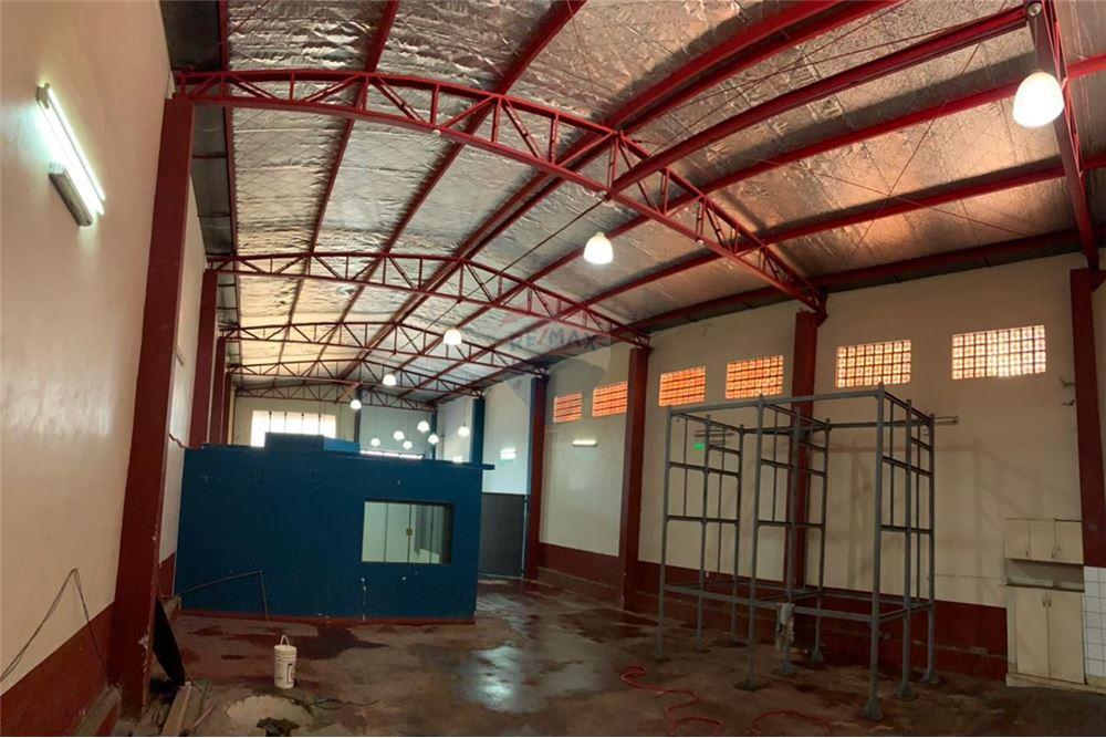 Alquilo local comercial con depósito en San Lorenzo — foto 2